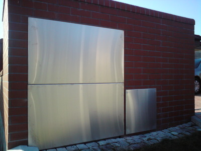 Nerezové zakrytí plynoměru a el. rozvaděče