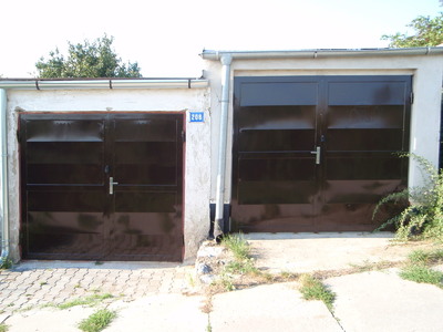 Garážová vrata trošku z úhlu