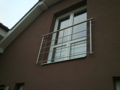 Nerezové zábradlí Francouzského okna