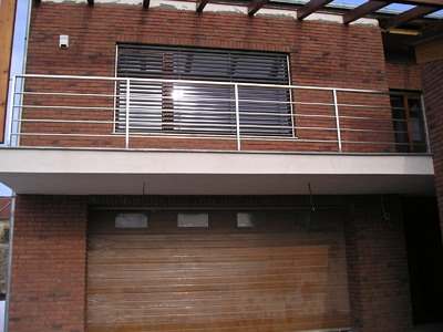 Nerezové zábradlí z obdélníkových profilů